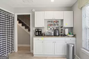 6980 Roswell Rd, Sandy Springs, GA 30328 - Photo 6