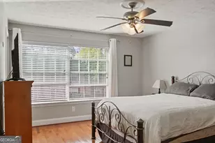 6980 Roswell Rd, Sandy Springs, GA 30328 - Photo 14