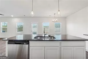 206 Freshwater Ct, Lagrange, GA 30241 - Photo 6