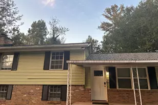 602 Dixon Rd, Jonesboro, GA 30238 - Photo 1