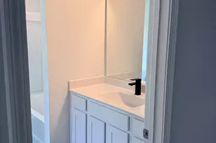 1100 NW Wedgewood Dr, Atlanta, GA 30318 - Photo 24