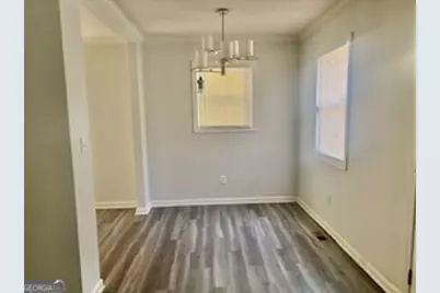 5552 Lakeside Drive, Union City, GA 30291 - Photo 8