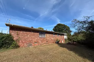 2956 Holland Ct, East Point, GA 30344 - Photo 10