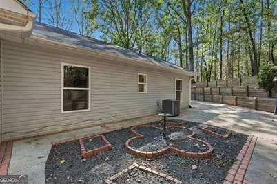 257 Lake Place Drive, Lavonia, GA 30553 - Photo 4