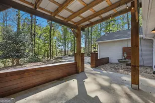 257 Lake Pl Dr, Lavonia, GA 30553 - Photo 10