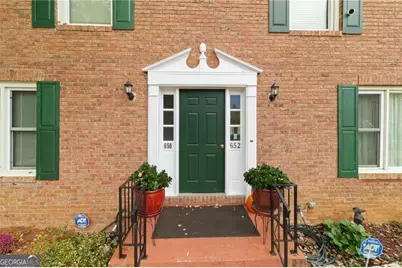 650 Corbin Lake Court, Atlanta, GA 30350 - Photo 2