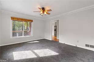 650 Corbin Lake Ct, Atlanta, GA 30350 - Photo 10