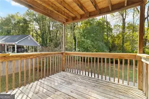 650 Corbin Lake Ct, Atlanta, GA 30350 - Photo 32