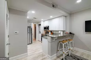 250 Broad St, Athens, GA 30601 - Photo 8
