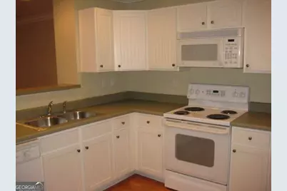 1035 Barnett Shoals Road #713, Athens, GA 30605 - Photo 4