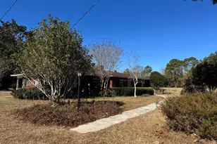 465 Cedar St, Metter, GA 30439 - Photo 82