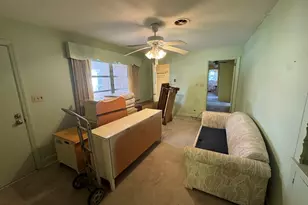 465 Cedar St, Metter, GA 30439 - Photo 16