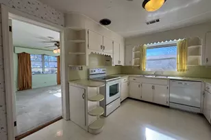 465 Cedar St, Metter, GA 30439 - Photo 10