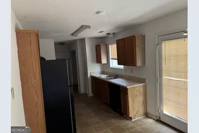 114 Starlake Drive, Jackson, GA 30233 - Photo 8