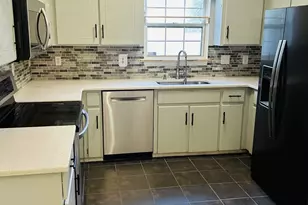 103 Arbor Ct, Kingsland, GA 31548 - Photo 2