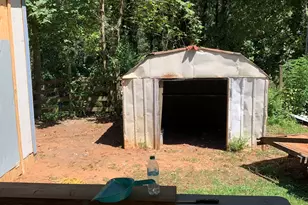 17 Lewis Dr, Lavonia, GA 30553 - Photo 10