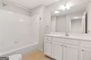 3040 Peachtree Rd NW, Atlanta, GA 30305 - Photo 12