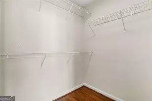 3040 Peachtree Rd NW, Atlanta, GA 30305 - Photo 10