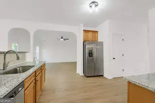 1432 Shadow Creek Ave, Hampton, GA 30228 - Photo 8