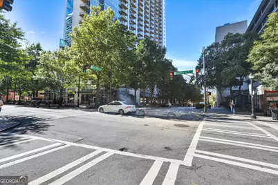 860 NE Peachtree Street NE #104, Atlanta, GA 30308 - Photo 2
