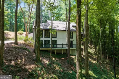 4830 Rebel Trail NW, Sandy Springs, GA 30327 - Photo 18