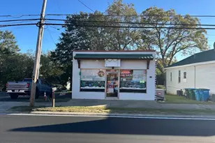 836 S Broad St, Commerce, GA 30529 - Photo 1