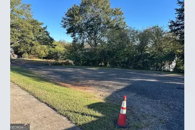 836 S Broad Street, Commerce, GA 30529 - Photo 12