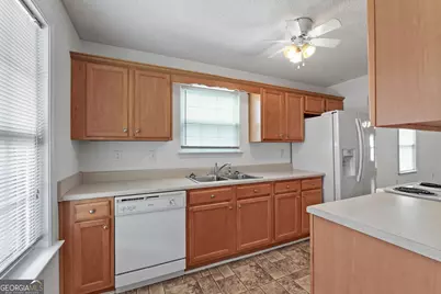 1744 Summerwoods Lane, Griffin, GA 30224 - Photo 10