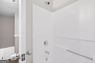 6706 Bent Creek Dr, Rex, GA 30273 - Photo 16