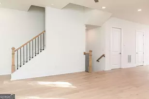 2186 Crestview Dr, Brookhaven, GA 30319 - Photo 14