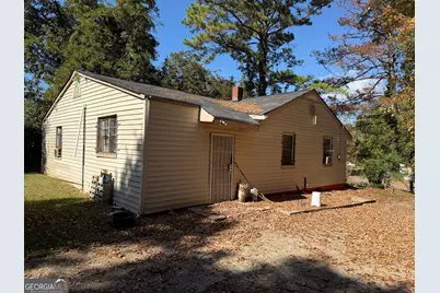 616 S Harlem Circle, Lagrange, GA 30241 - Photo 2