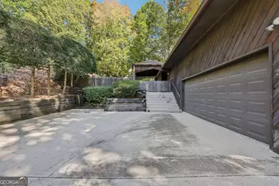 7080 Riverside Drive, Sandy Springs, GA 30328 - Photo 50