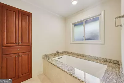 7080 Riverside Drive, Sandy Springs, GA 30328 - Photo 20