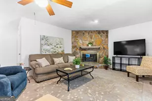 103 Victor St, Warner Robins, GA 31088 - Photo 10