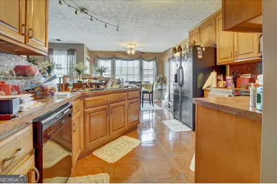 150 Charleston Place, Covington, GA 30016 - Photo 14