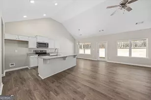 122 Allan Green Dr, Gray, GA 31032 - Photo 2