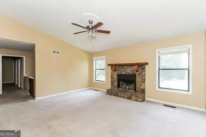 507 Hollow Court, Woodstock, GA 30189 - Photo 2