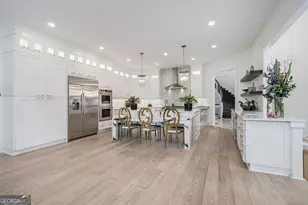 1050 Bedford Gardens Dr, Alpharetta, GA 30022 - Photo 10