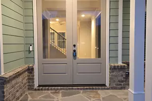 904 Bessie Ct, Loganville, GA 30052 - Photo 2