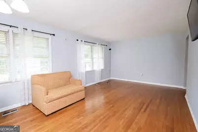 413 Tracy Terrace, Warner Robins, GA 31088 - Photo 2