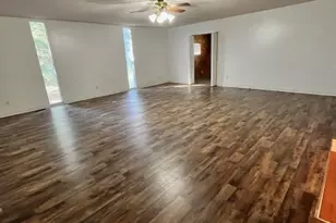 527 Sullivan Rd, Warner Robins, GA 31093 - Photo 6