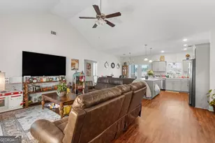 317 Warrenton Pl, Brooklet, GA 30415 - Photo 6