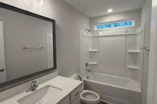 375 Brook Dr, Brunswick, GA 31525 - Photo 16