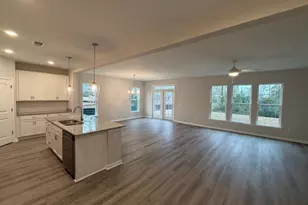 375 Brook Dr, Brunswick, GA 31525 - Photo 6