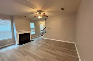 313 Lossie Ln, McDonough, GA 30253 - Photo 2