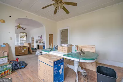 400 N Main Street, Swainsboro, GA 30401 - Photo 12