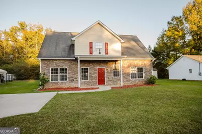 108 Bradley Circle, Barnesville, GA 30204 - Photo 1