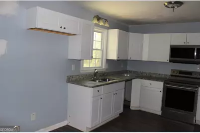 163 Terri Road, Lagrange, GA 30240 - Photo 2