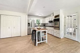 10215 Creel Rd, Chattahoochee Hills, GA 30213 - Photo 6