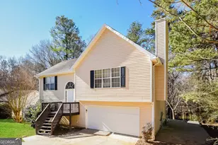 751 Stonebridge Park Cir, Lithonia, GA 30058 - Photo 2